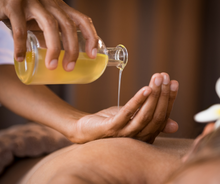 Load image into Gallery viewer, Deep Tissue Massage with hot oil and tiger balm - 60 minutes
